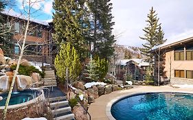 Aspenwoods Apartments